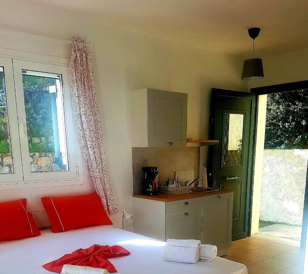 Elaia Country Living Villa Galatás Bagian luar foto